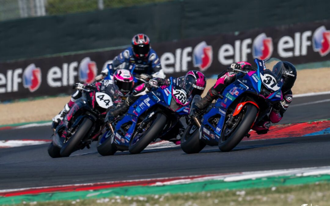Line s’affirme devant une pilote du mondial féminin 🏁 Double podium pour Jules et Noa ! 🏅